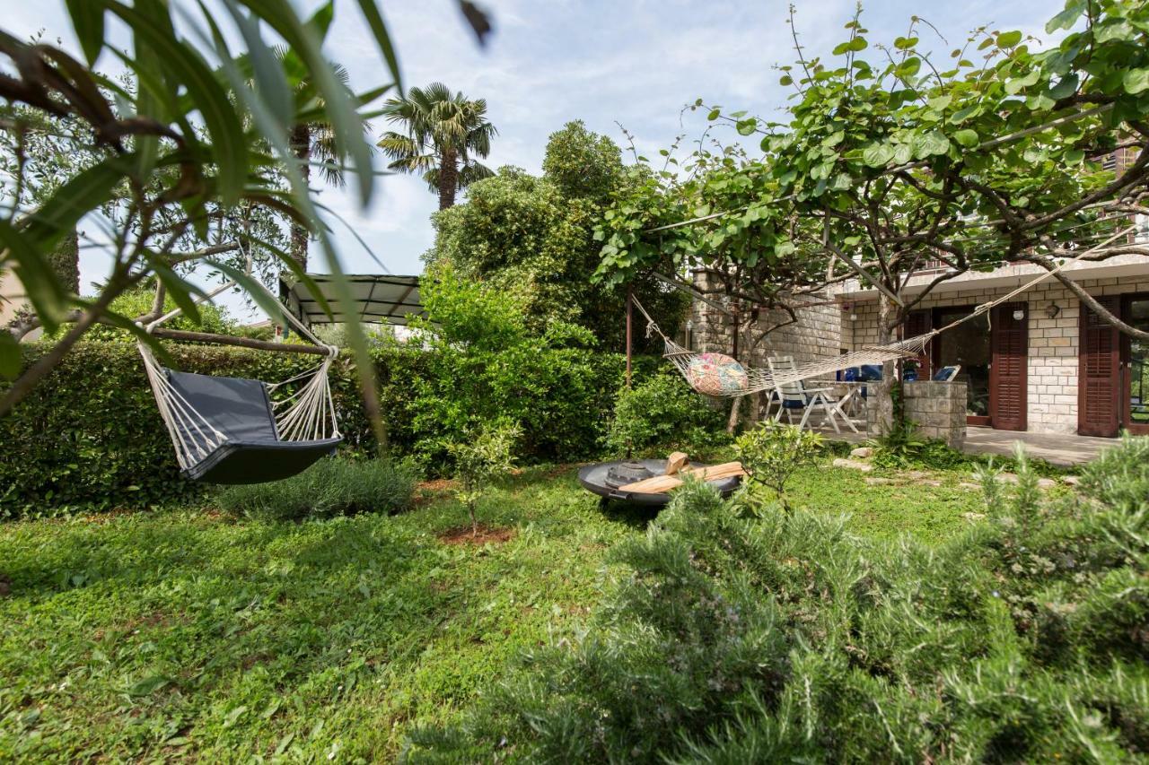 Casa Flora 3-Minutes' Walk From The Beach Novigrad Istria Eksteriør billede