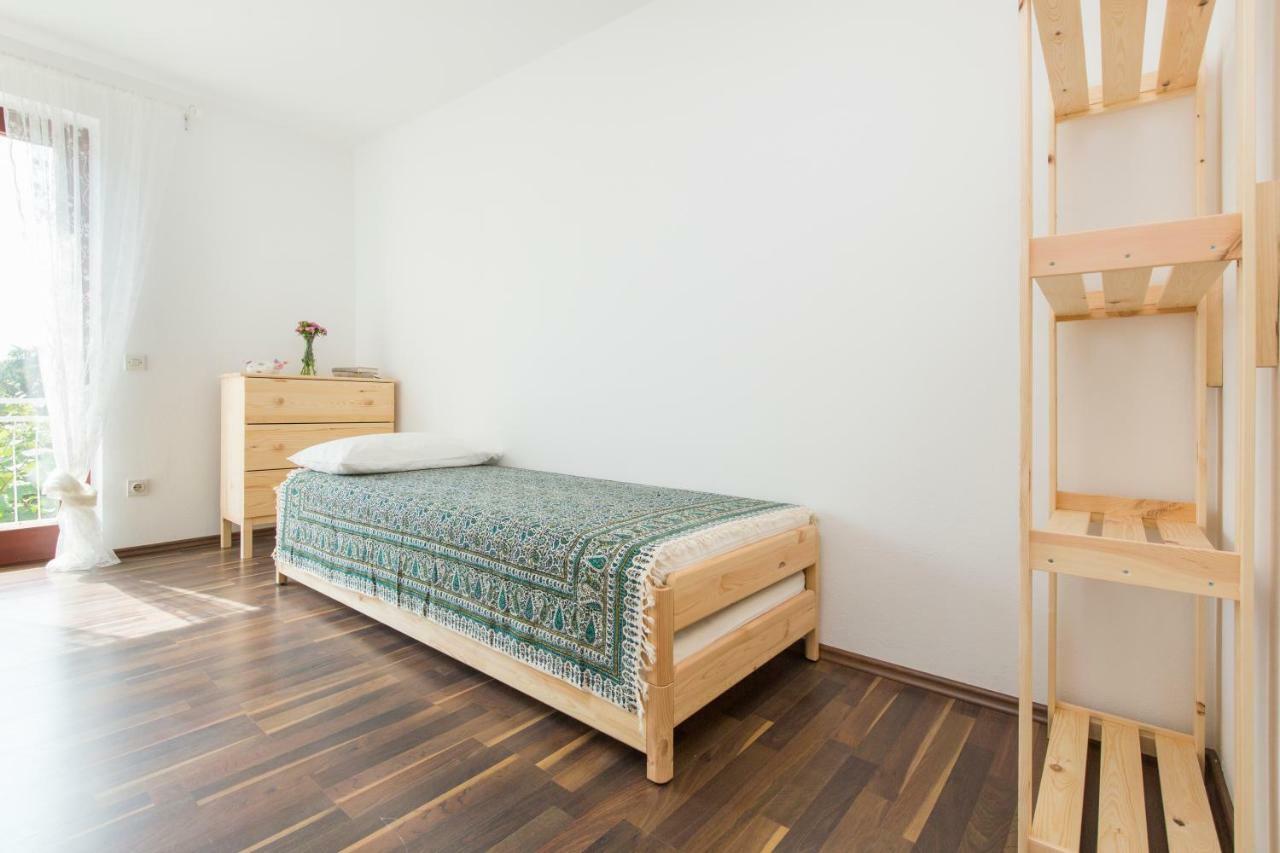 Casa Flora 3-Minutes' Walk From The Beach Novigrad Istria Eksteriør billede